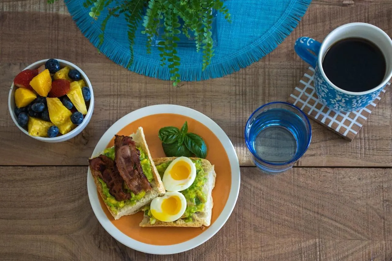 The Serene House Bed & Breakfast 루키요