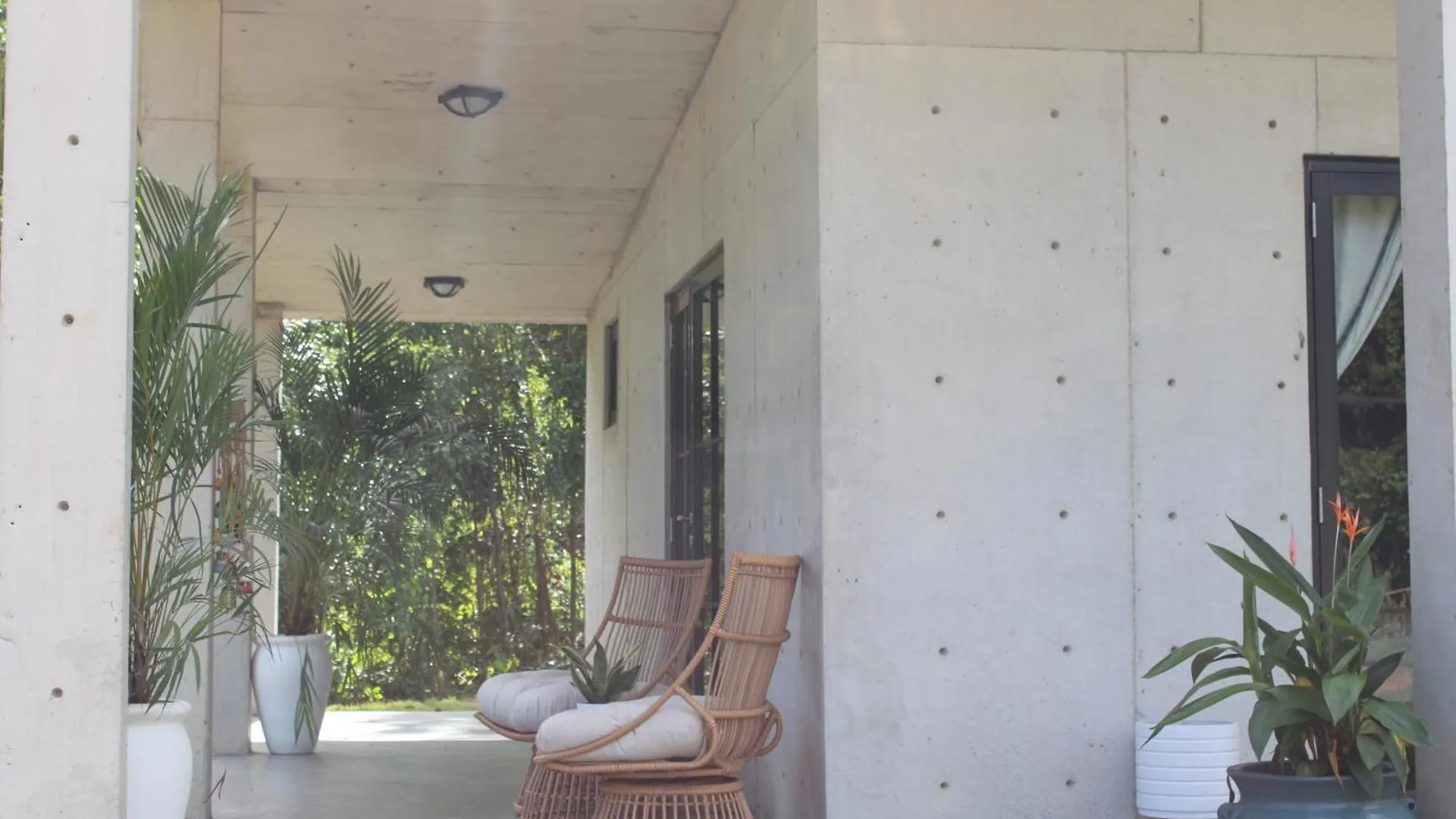 The Serene House Bed & Breakfast 루키요