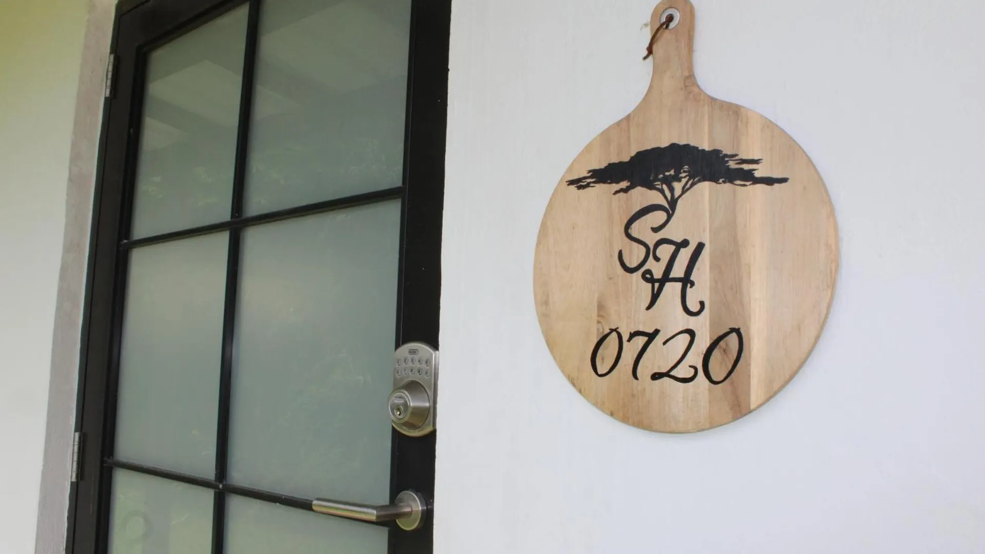 The Serene House Bed & Breakfast 루키요
