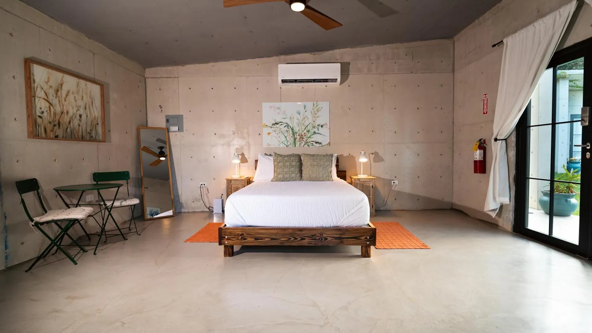 The Serene House Bed & Breakfast 루키요