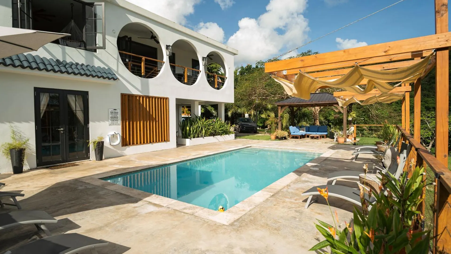 The Serene House Bed & Breakfast Luquillo